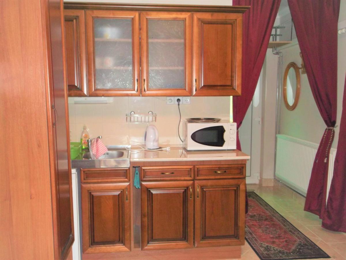 Big Apartman Hajduszoboszlo Bagian luar foto
